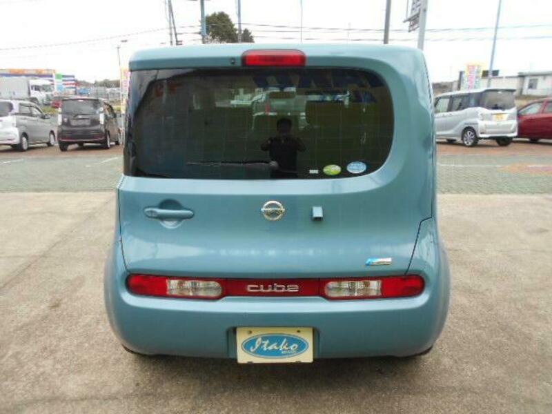 CUBE