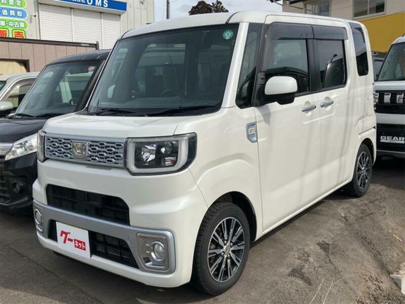 DAIHATSU WAKE