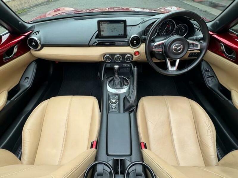 ROADSTER