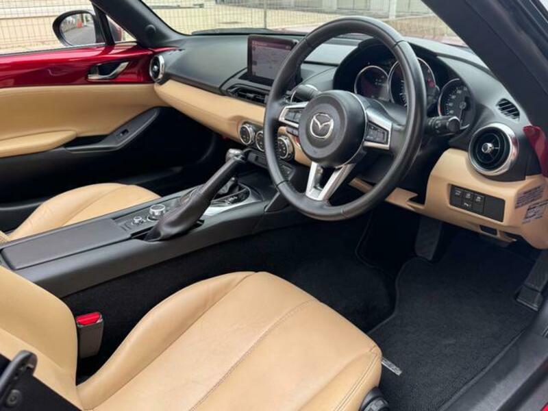 ROADSTER