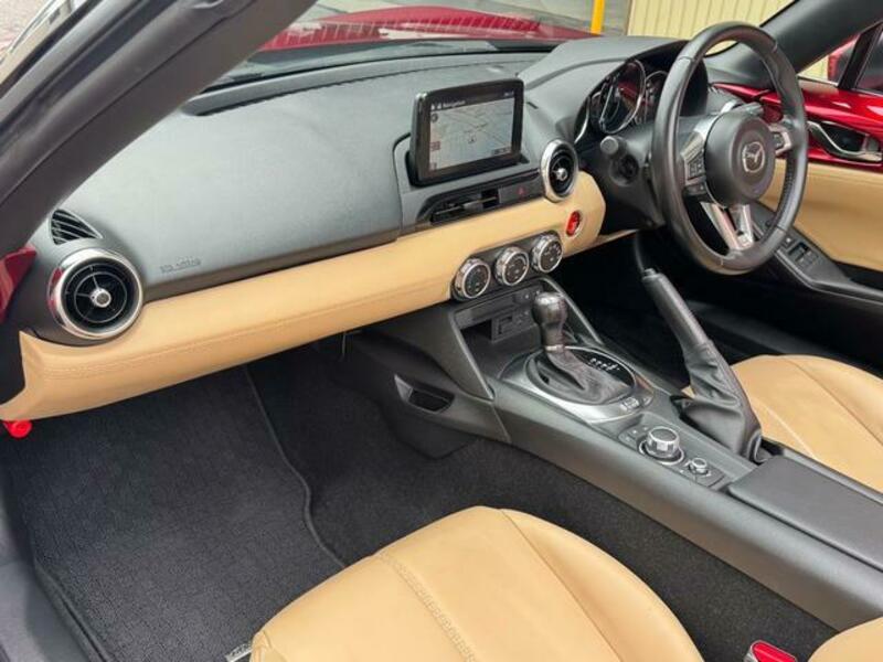 ROADSTER