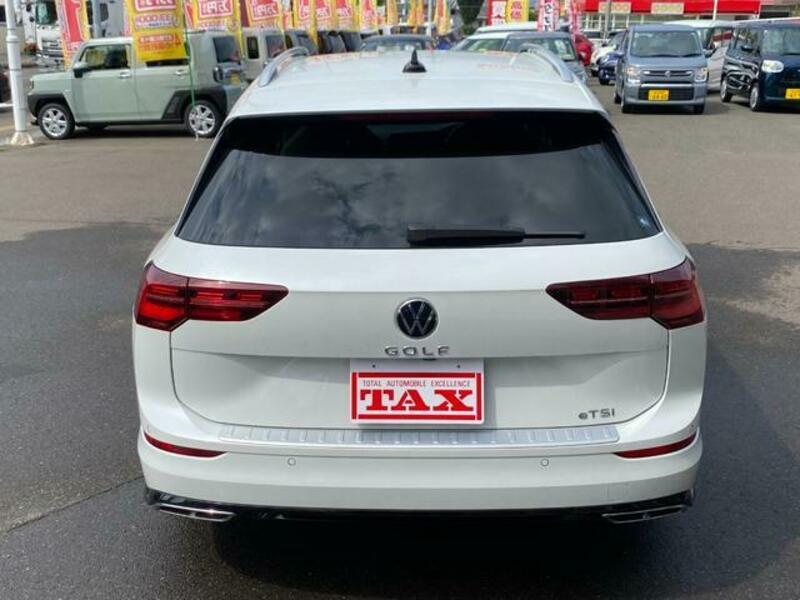 GOLF VARIANT