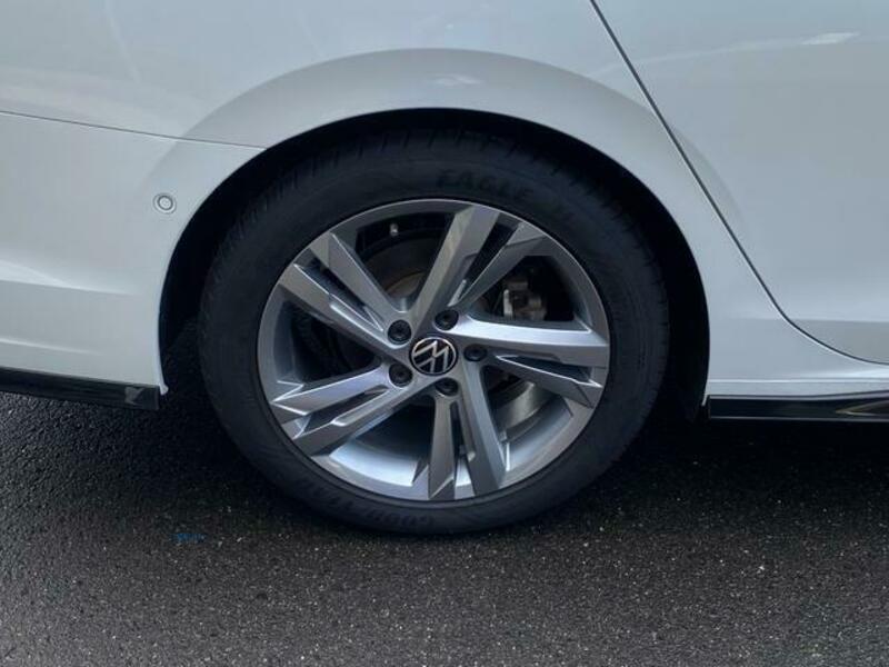 GOLF VARIANT