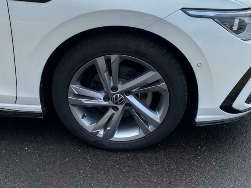 GOLF VARIANT
