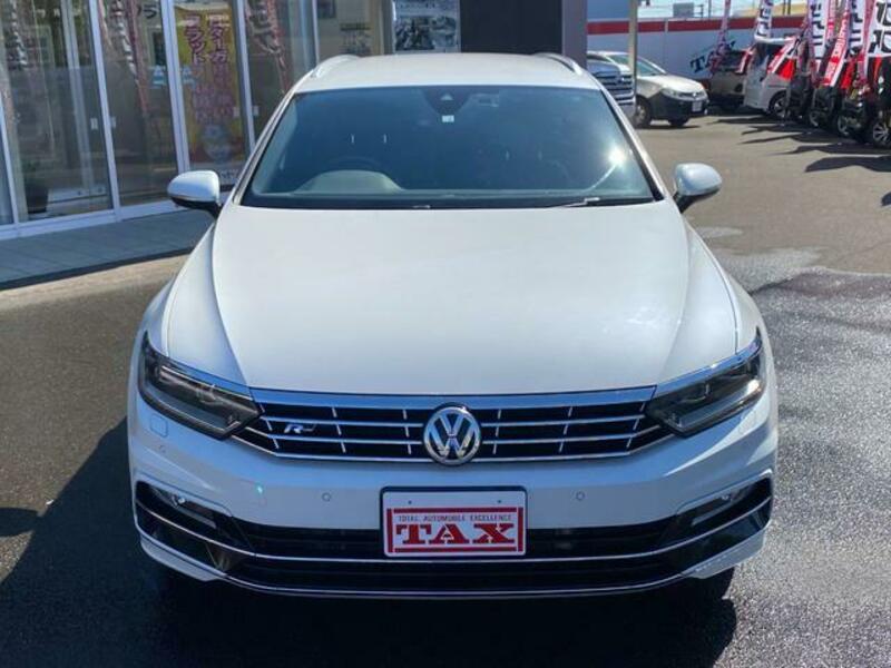 PASSAT VARIANT
