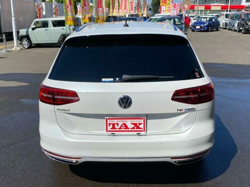 PASSAT VARIANT