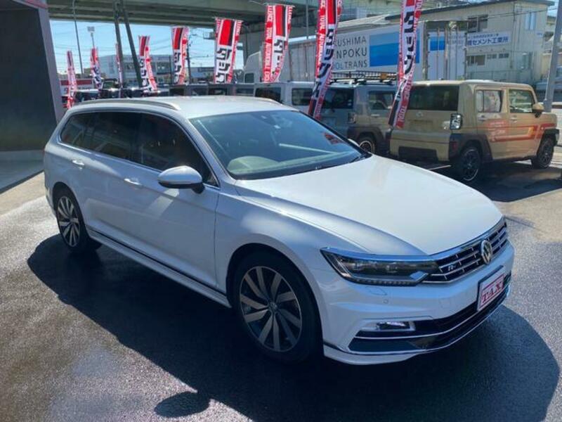 PASSAT VARIANT