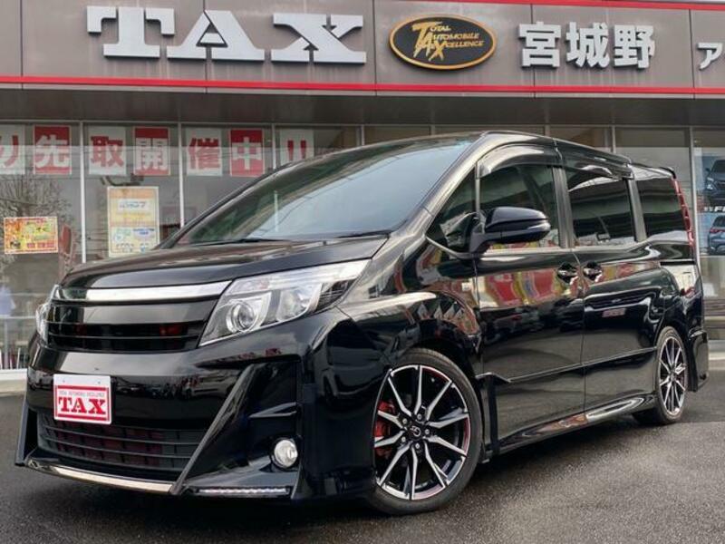 TOYOTA NOAH