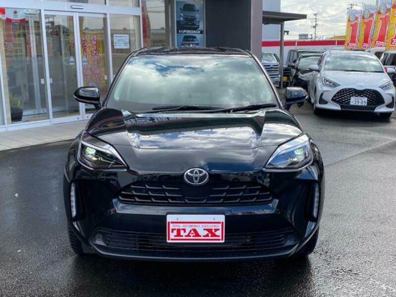 YARIS CROSS