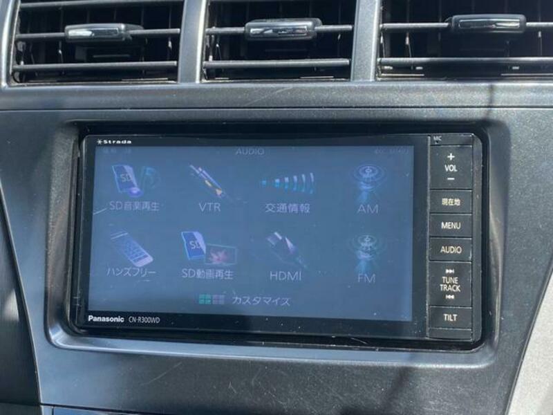 PRIUS ALPHA