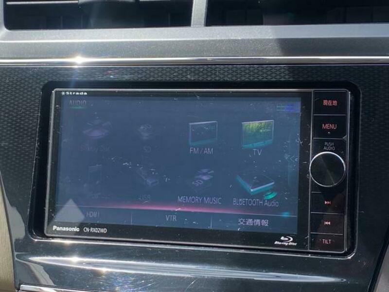 PRIUS ALPHA