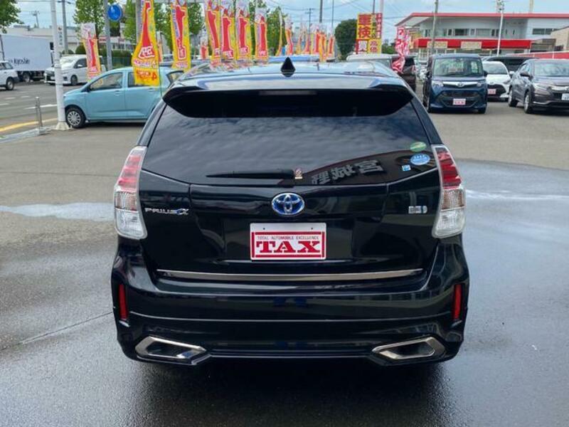 PRIUS ALPHA