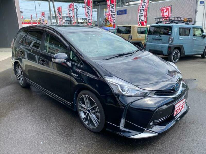 PRIUS ALPHA