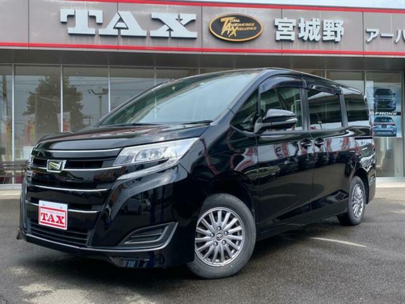 TOYOTA NOAH