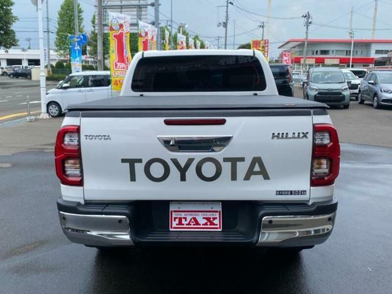 HILUX