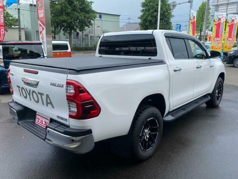 HILUX