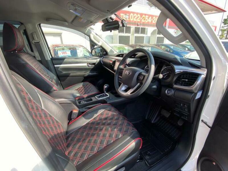 HILUX