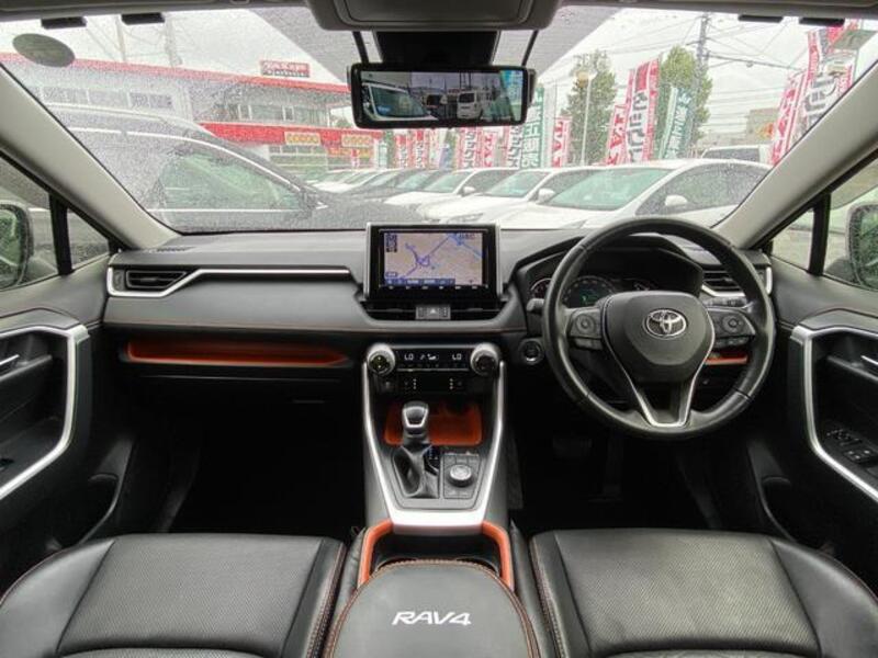 RAV4