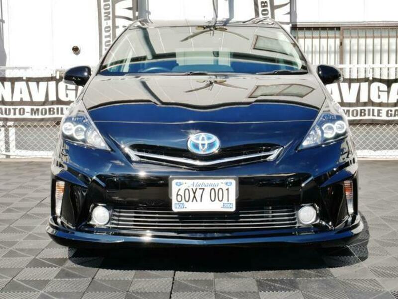 PRIUS ALPHA