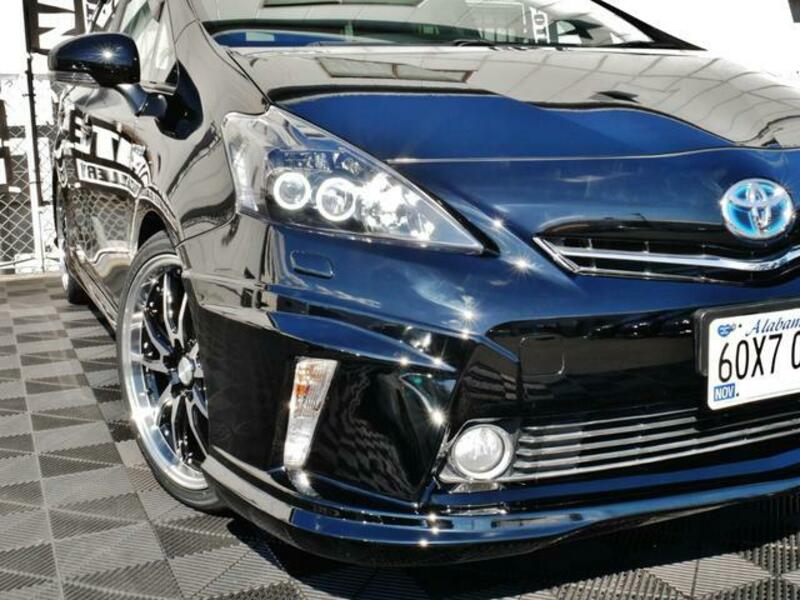 PRIUS ALPHA