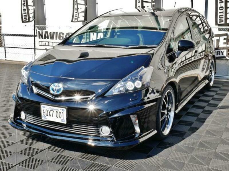 PRIUS ALPHA