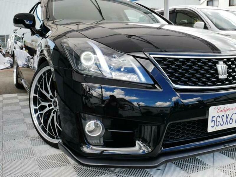 CROWN