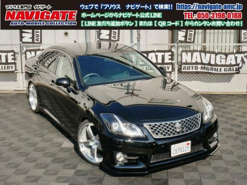 TOYOTA CROWN