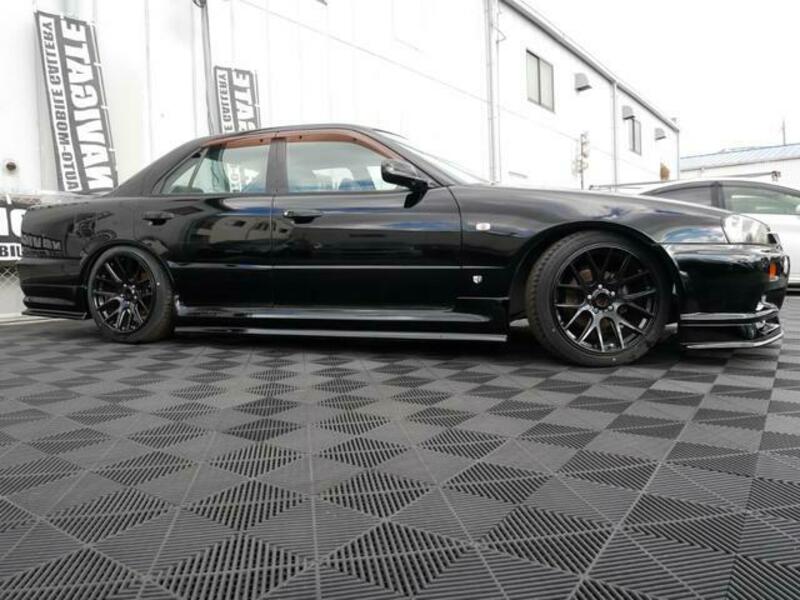 SKYLINE