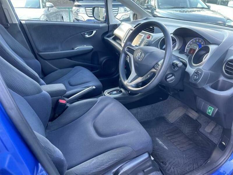 FIT HYBRID