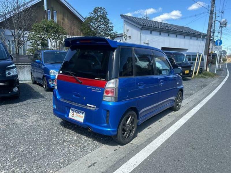 PLEO