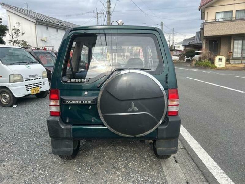 PAJERO MINI