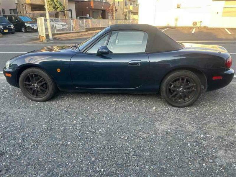 ROADSTER