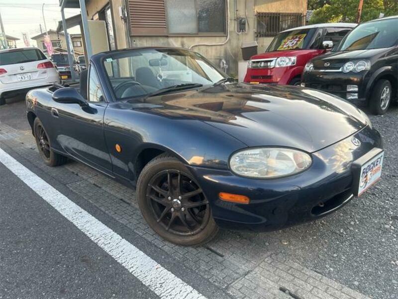 ROADSTER