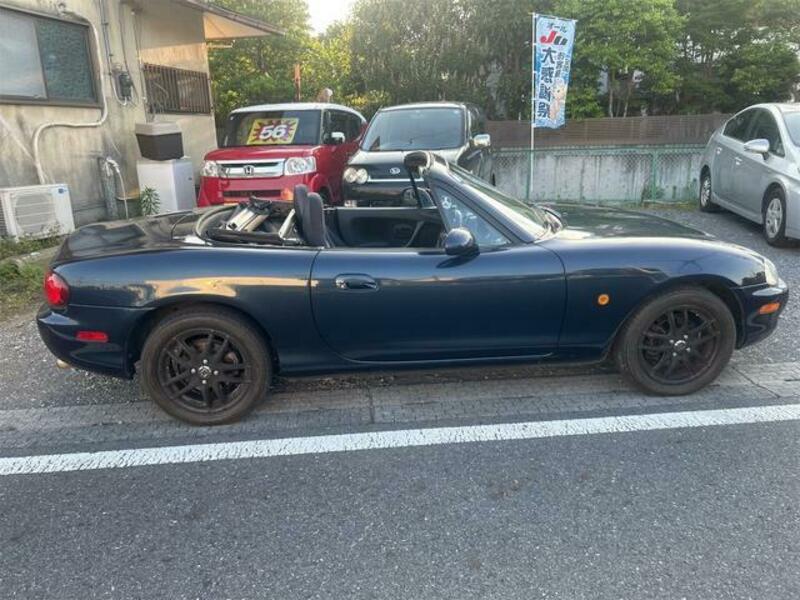 ROADSTER