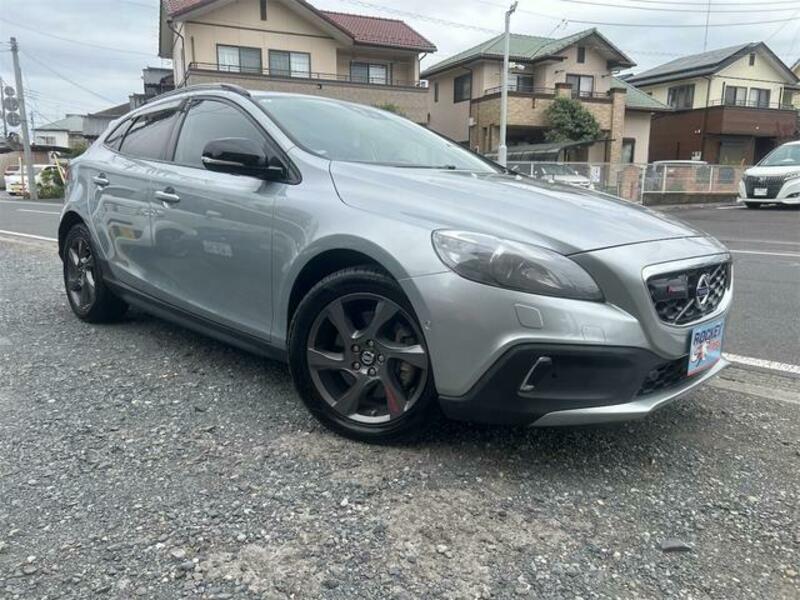 V40
