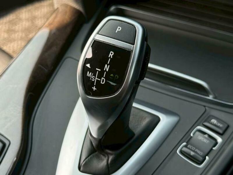 4 SERIES