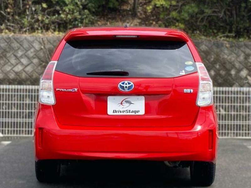 PRIUS ALPHA