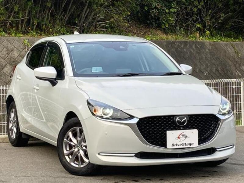 MAZDA2