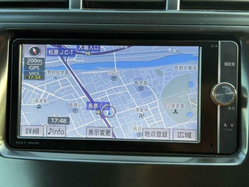 PRIUS ALPHA