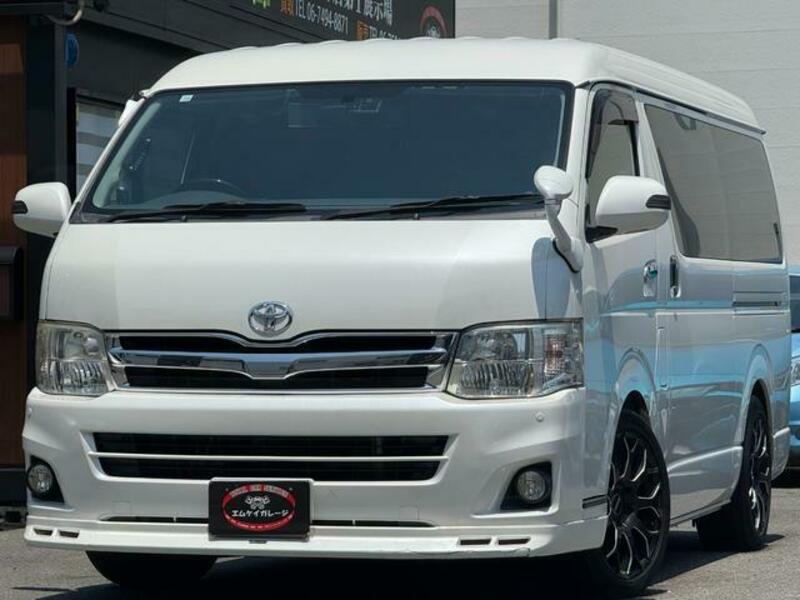 TOYOTA HIACE WAGON