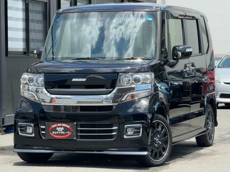 HONDA N BOX CUSTOM