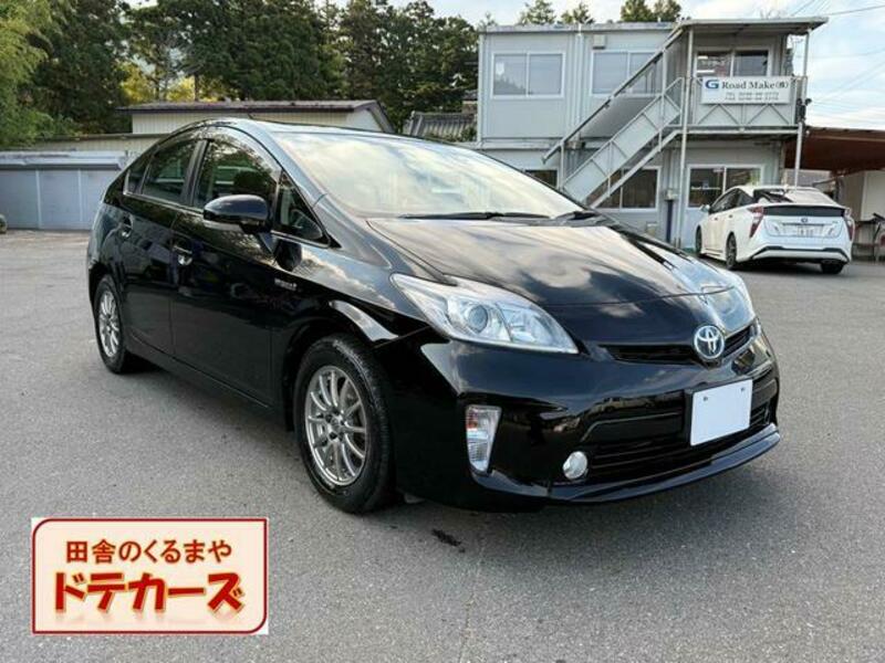 TOYOTA PRIUS