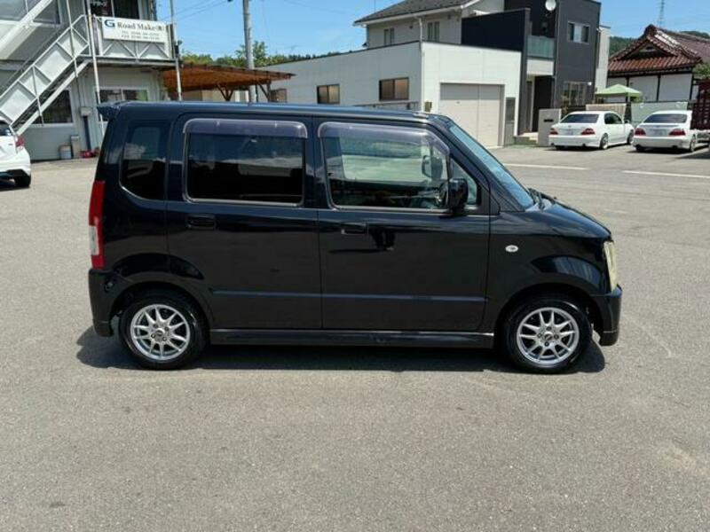 WAGON R