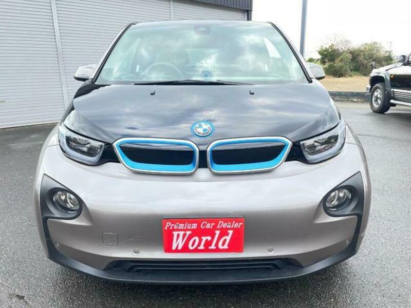 i3