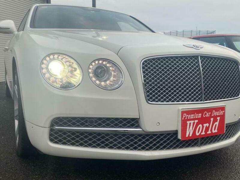 FLYING SPUR