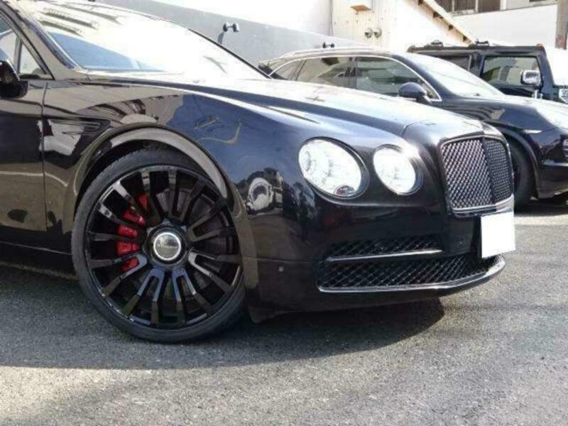 FLYING SPUR