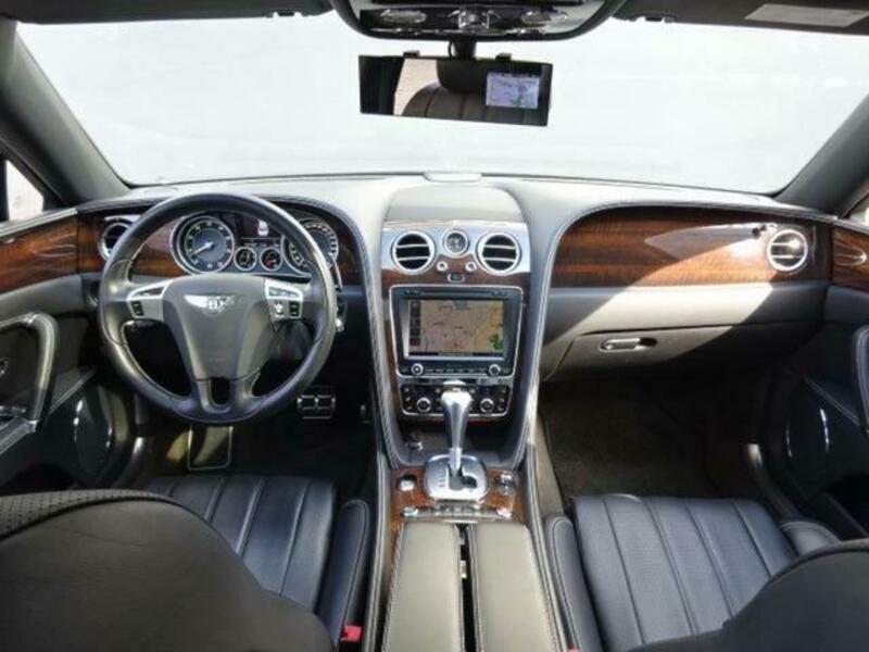 FLYING SPUR