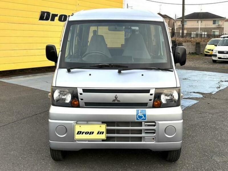 MINICAB VAN