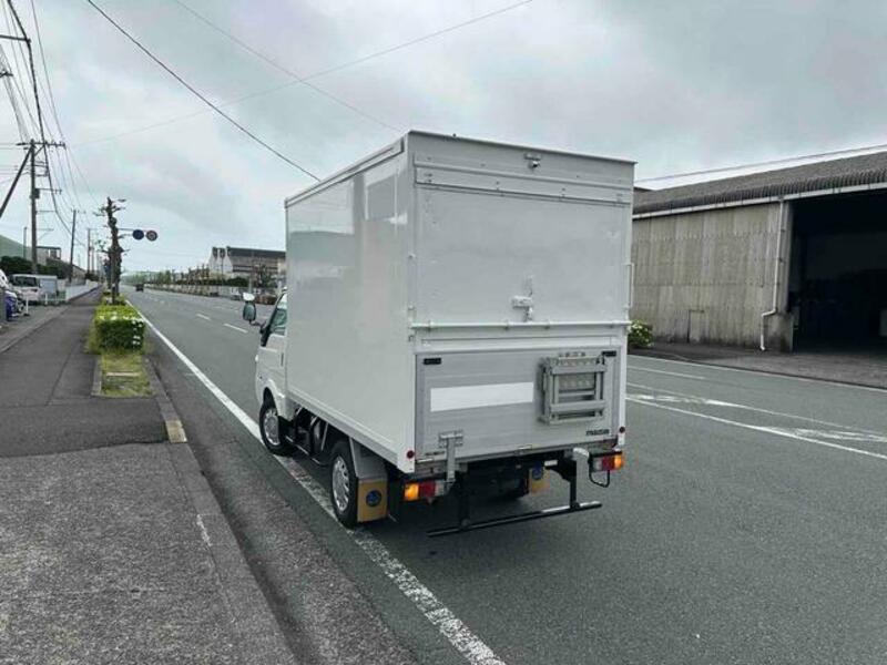 BONGO TRUCK
