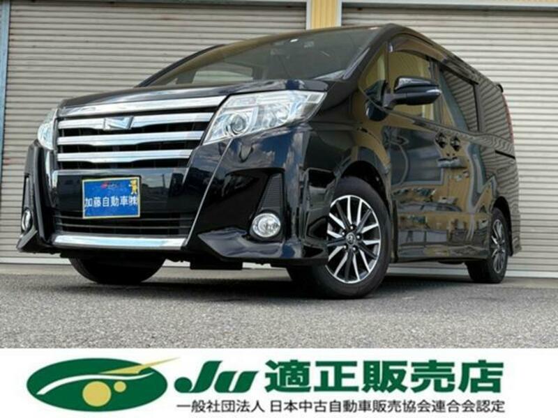 TOYOTA NOAH
